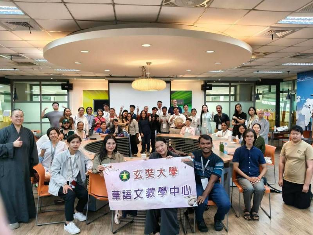 國際青年菩薩營　17國青年齊聚與玄大師生串連社會行動、禪修與科技體驗