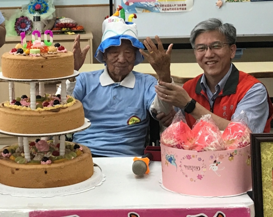 世紀見證！百歲榮民謝培基喜迎人瑞大壽