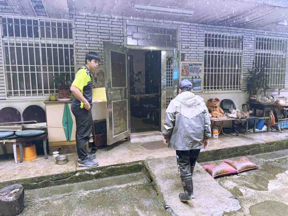 強風豪雨炸新竹縣！楊文科縣長急籲「勿前往山區」 尖石　五峰已勸離170名遊客