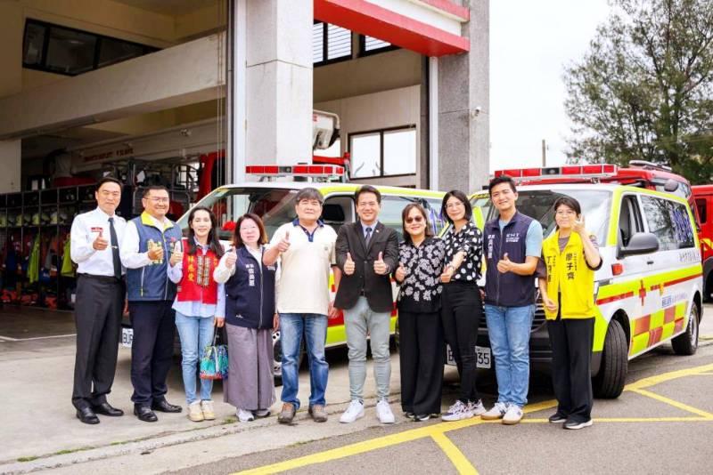 公私協力強化竹市香山救護量能　在地企業聯合捐贈2輛救護車