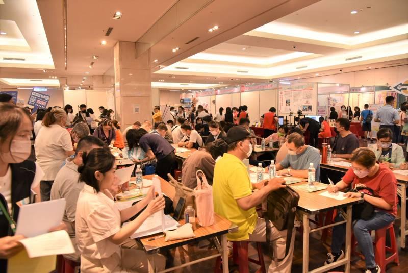 雲嘉南最大場就博會臺南登場 70家廠商逾3700職缺